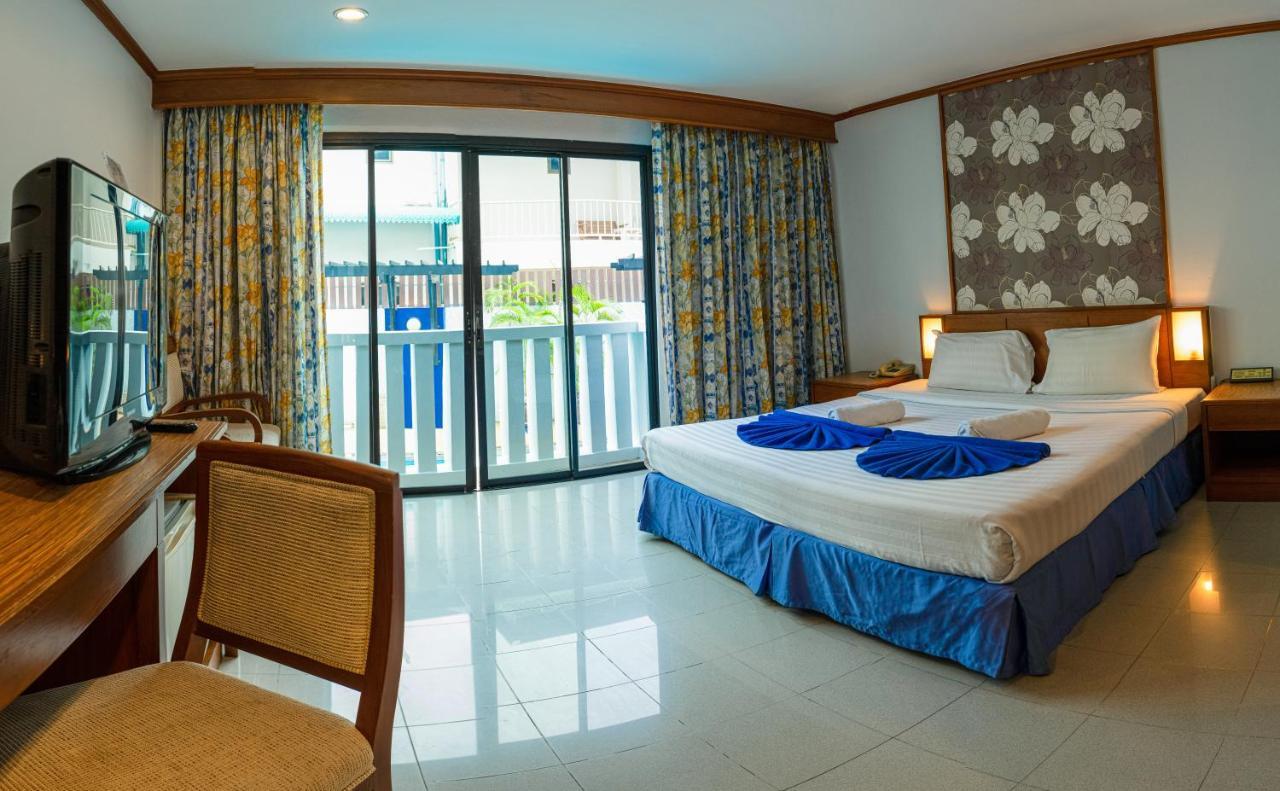 Rattana Beach Hotel By Shanaya Karon Extérieur photo