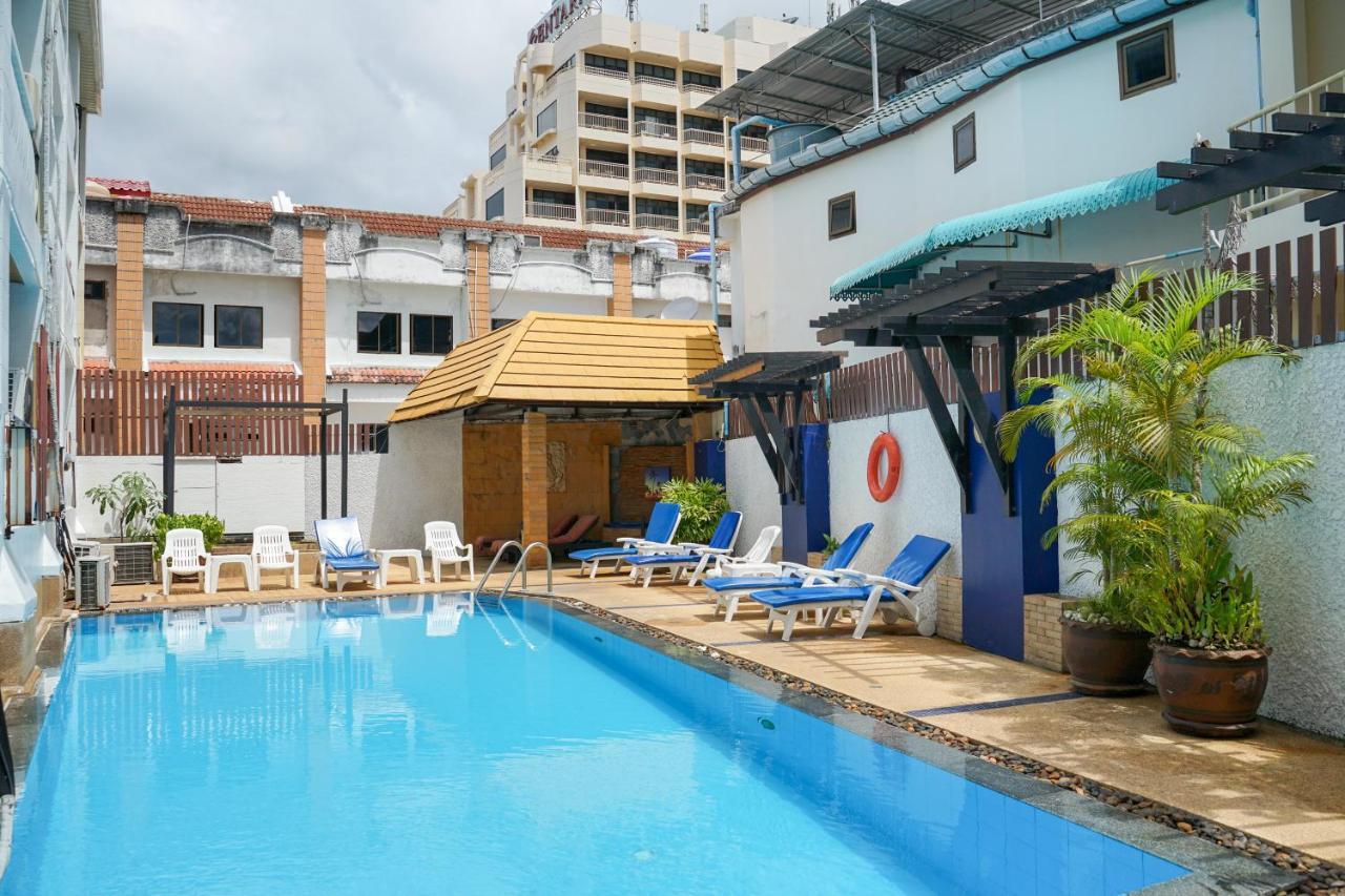 Rattana Beach Hotel By Shanaya Karon Extérieur photo
