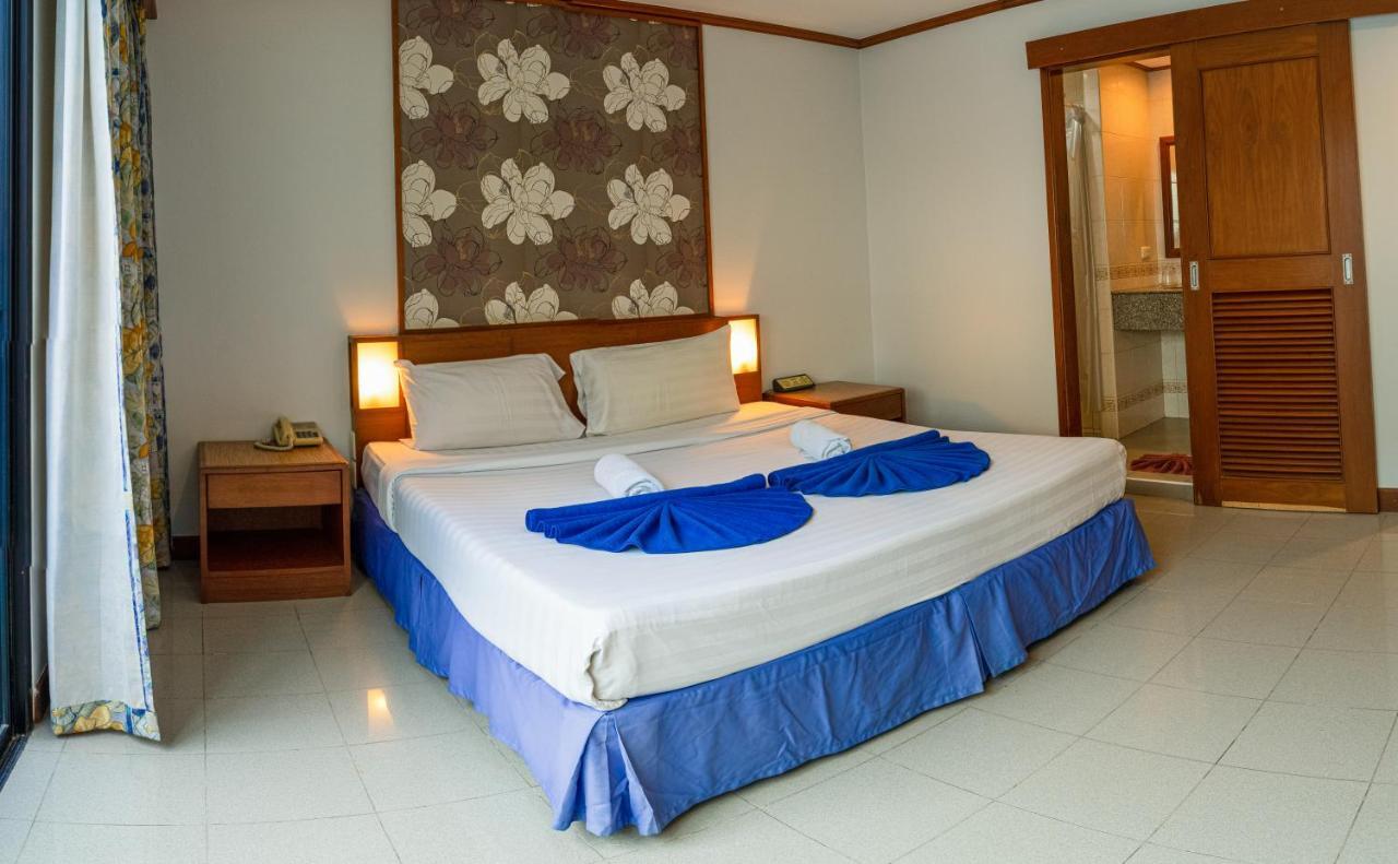 Rattana Beach Hotel By Shanaya Karon Extérieur photo